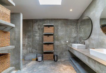Renovated 3 Bedroom Apartment For Sale - Phsar Kandal 1, Phnom Penh thumbnail
