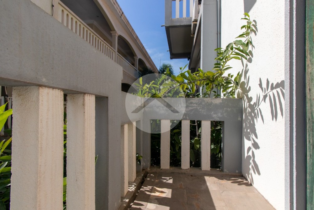 1 Bedroom Apartment For Rent - Svay Dangkum, Siem Reap - Image 11