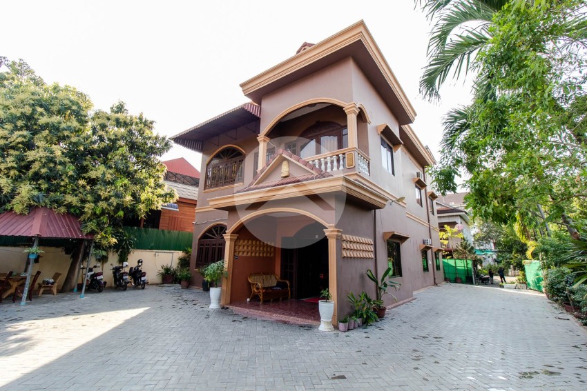 7 Bedroom House For Sale - Svay Dangkum, Siem Reap