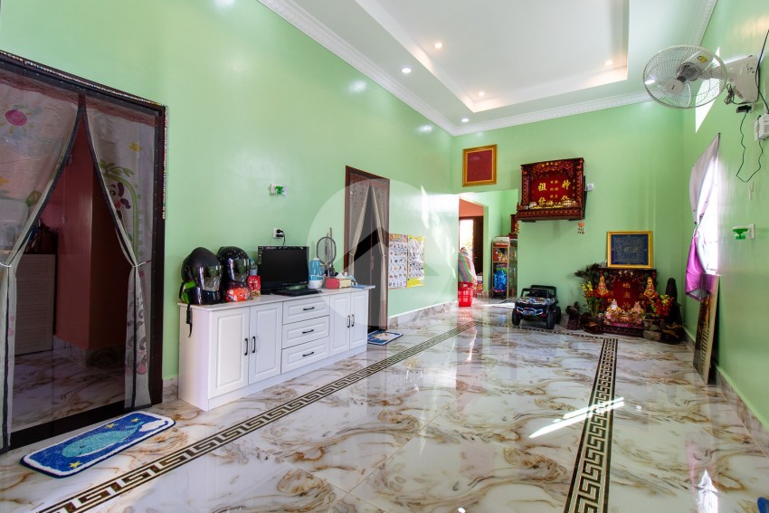 5 Bedroom Villa For Sale - Svay Dangkum, Siem Reap