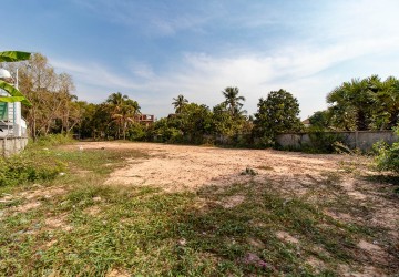 1,600 Sqm Residential Land For Sale - Sala Kamreuk, Siem Reap thumbnail