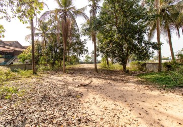 1,600 Sqm Residential Land For Sale - Sala Kamreuk, Siem Reap thumbnail