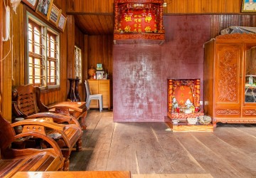 5 Bedroom Wooden House For Sale - Sala Kamreuk, Siem Reap thumbnail