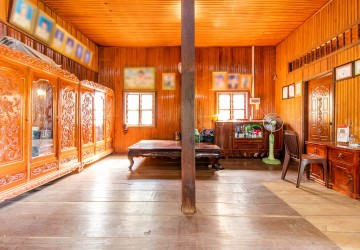 5 Bedroom Wooden House For Sale - Sala Kamreuk, Siem Reap thumbnail