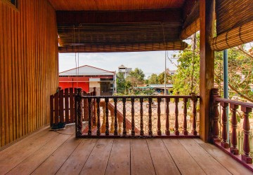 5 Bedroom Wooden House For Sale - Sala Kamreuk, Siem Reap thumbnail