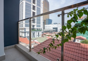 1 Bedroom Serviced Apartment For Rent - BKK1, Phnom Penh thumbnail