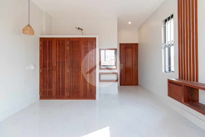 4 Bedroom House For Sale - Wat Bo, Siem Reap