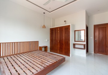 4 Bedroom House For Sale - Wat Bo, Siem Reap thumbnail