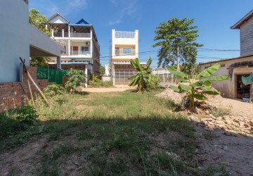 99 Sqm Residential Land For Sale - Svay Dangkum, Siem Reap thumbnail