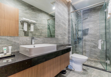 3 Bedroom Serviced Apartment For Rent - Tonle Bassac, Phnom Penh thumbnail