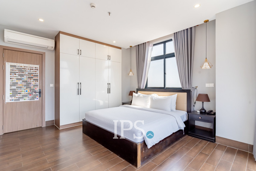 3 Bedroom Serviced Apartment For Rent - Tonle Bassac, Phnom Penh