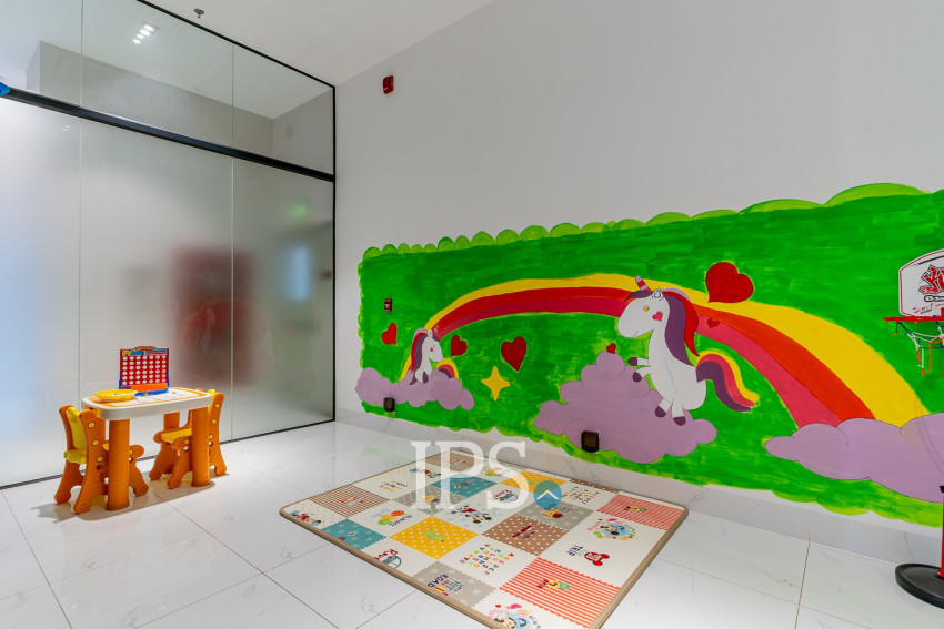 3 Bedroom Serviced Apartment For Rent - Tonle Bassac, Phnom Penh