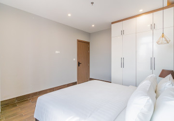 3 Bedroom Serviced Apartment For Rent - Tonle Bassac, Phnom Penh thumbnail