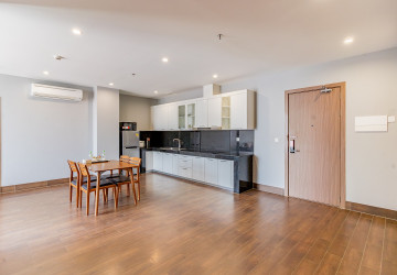 3 Bedroom Serviced Apartment For Rent - Tonle Bassac, Phnom Penh thumbnail