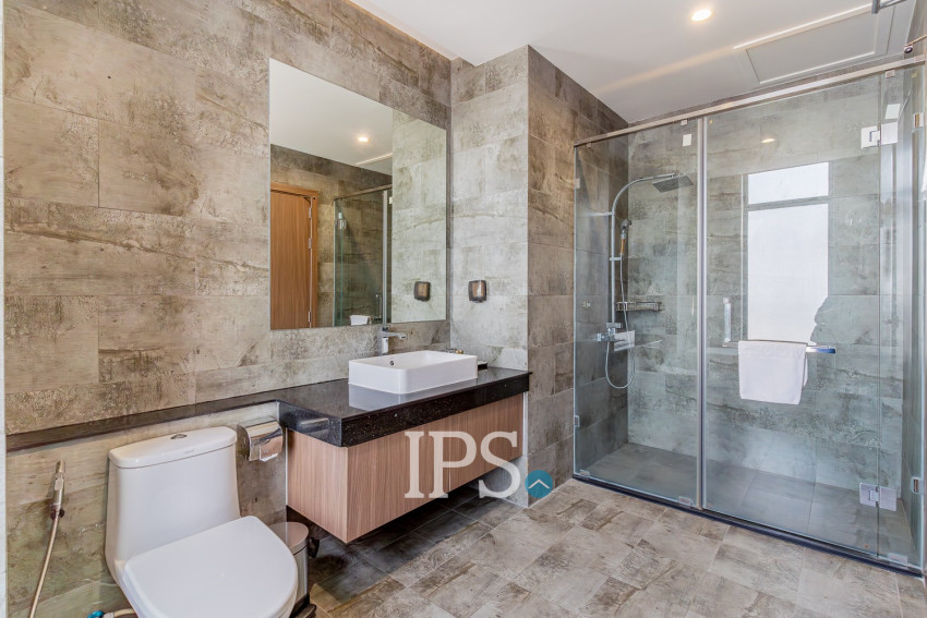 3 Bedroom Serviced Apartment For Rent - Tonle Bassac, Phnom Penh