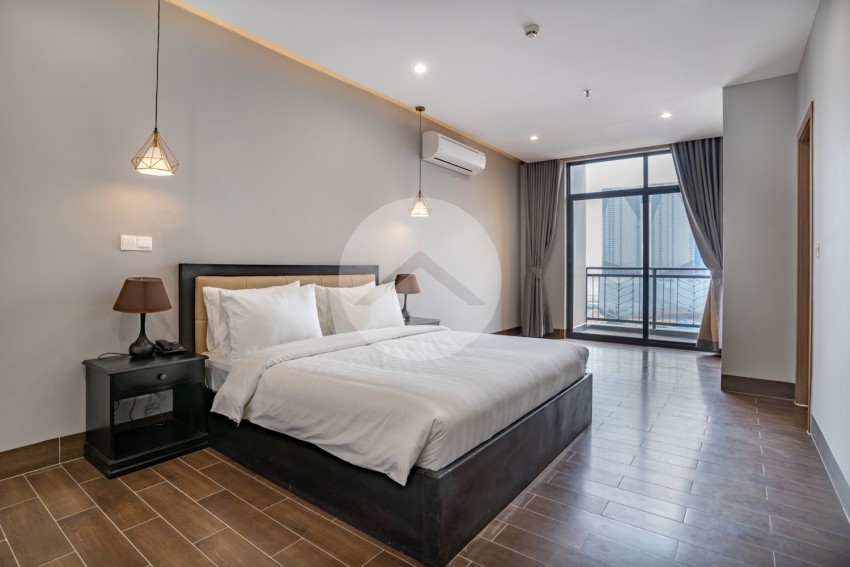 3 Bedroom Serviced Apartment For Rent - Tonle Bassac, Phnom Penh