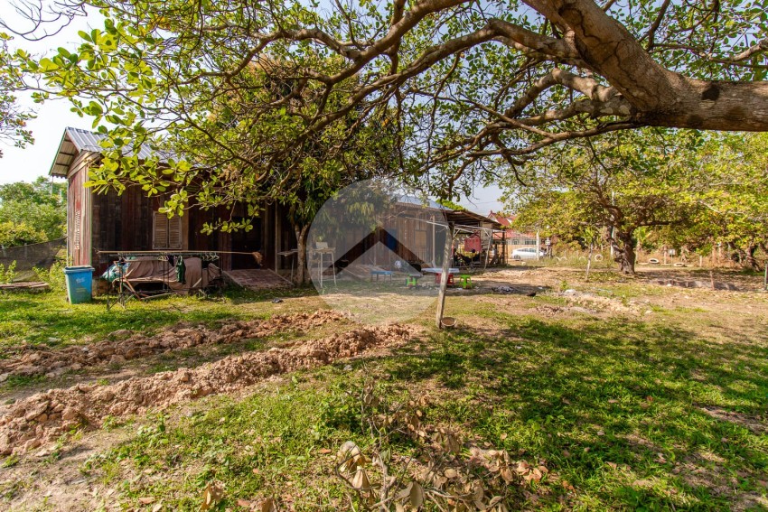 828 Sqm Residential Land For Sale - Slor Kram, Siem Reap