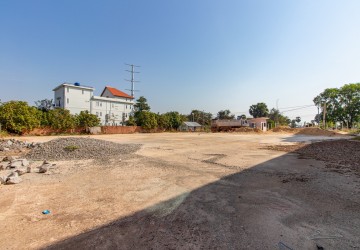 2233 Sqm Commercial Land For Rent - Svay Thom, Siem Reap thumbnail