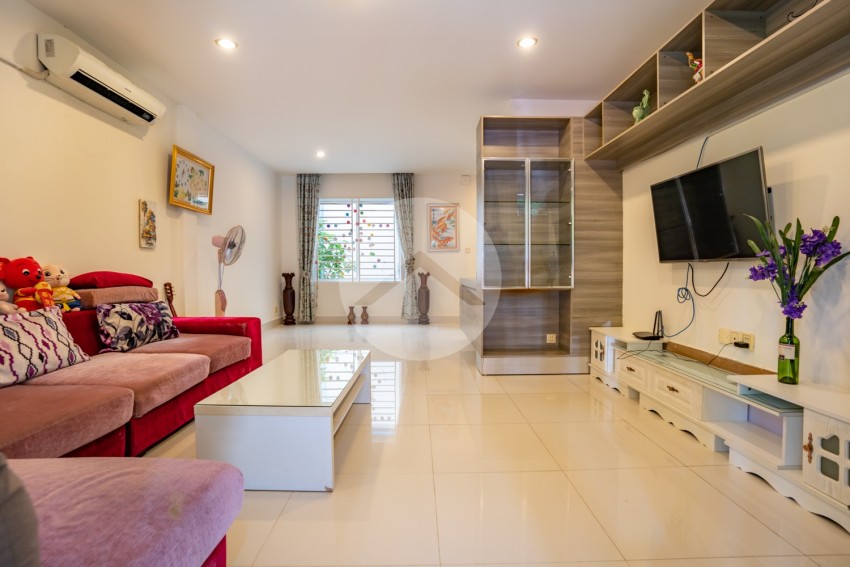3 Bedroom Link House For Rent - Chbar Ampov, Phnom Penh