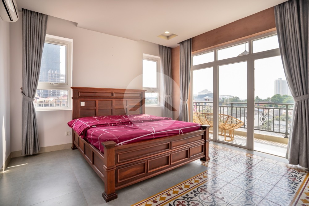 2 Bedroom Serviced Apartment For Rent - Tonle Bassac, Phnom Penh - Image 6