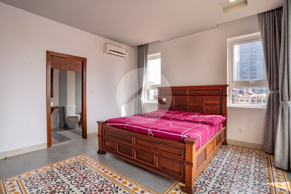 2 Bedroom Serviced Apartment For Rent - Tonle Bassac, Phnom Penh - Image 7