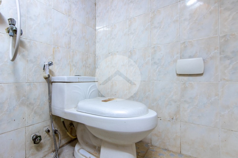 3 Bedroom Commercial Shophouse For Rent - Svay Dangkum, Siem Reap - Image 13