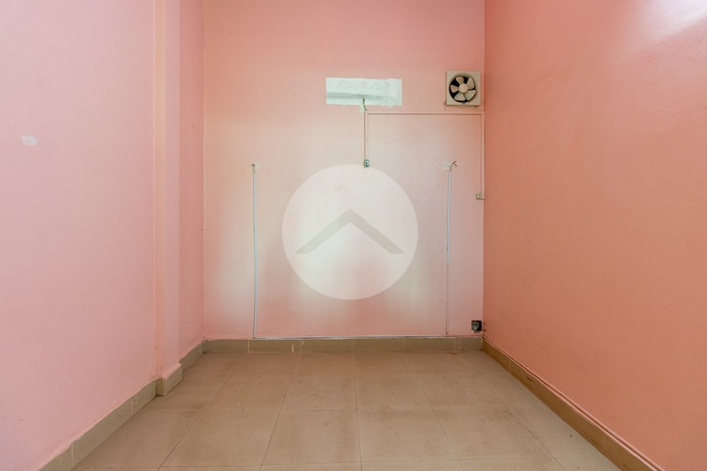 3 Bedroom Commercial Shophouse For Rent - Svay Dangkum, Siem Reap - Image 7