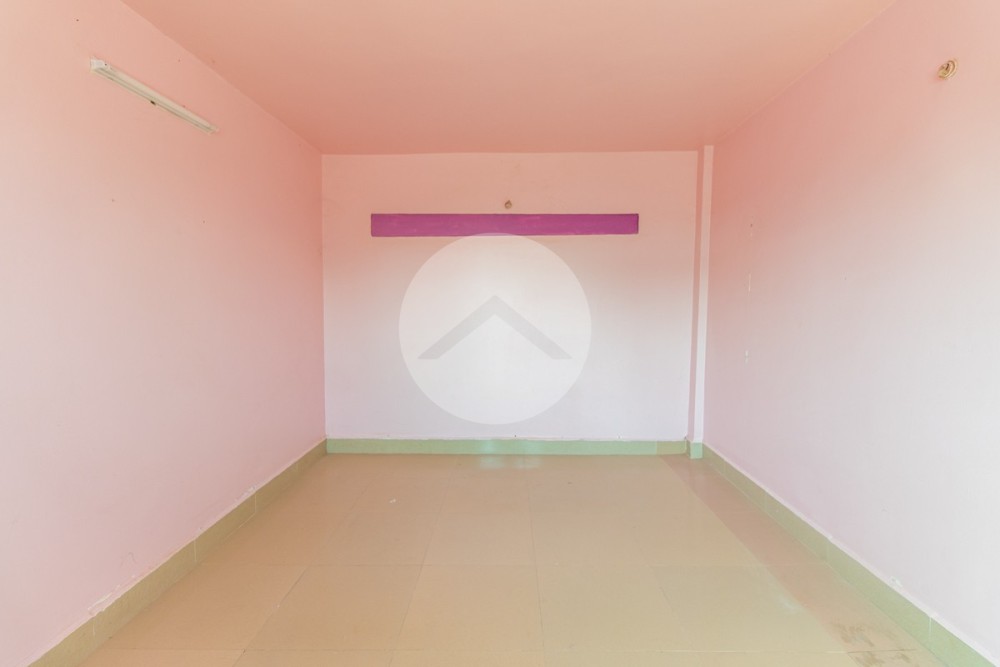3 Bedroom Commercial Shophouse For Rent - Svay Dangkum, Siem Reap - Image 10
