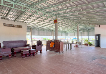 2 Bedroom Apartment For Rent - Kouk Chak, Siem Reap thumbnail