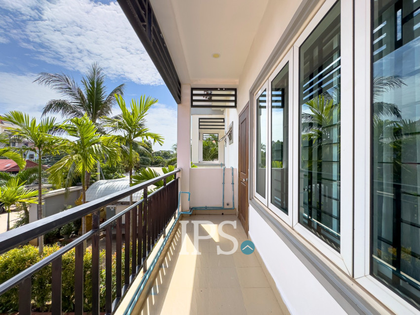 2 Bedroom Apartment For Rent - Kouk Chak, Siem Reap