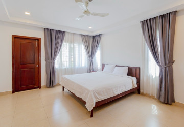 2 Bedroom Apartment For Rent - Kouk Chak, Siem Reap thumbnail