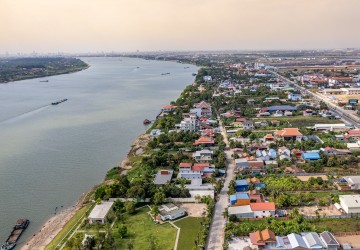 9 Bedroom Luxury Villa For Sale - Along Mekong River, Chroy Changvar, Phnom Penh thumbnail