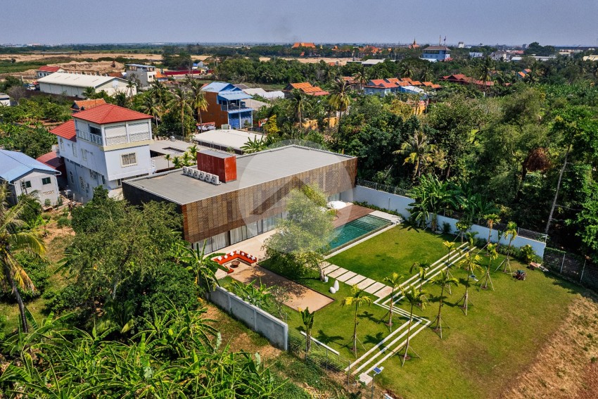 9 Bedroom Luxury Villa For Sale - Along Mekong River, Chroy Changvar, Phnom Penh