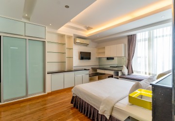 9th Floor 2 Bedrooms Condo For Sale - Silvertown, BKK1, Phnom Penh thumbnail