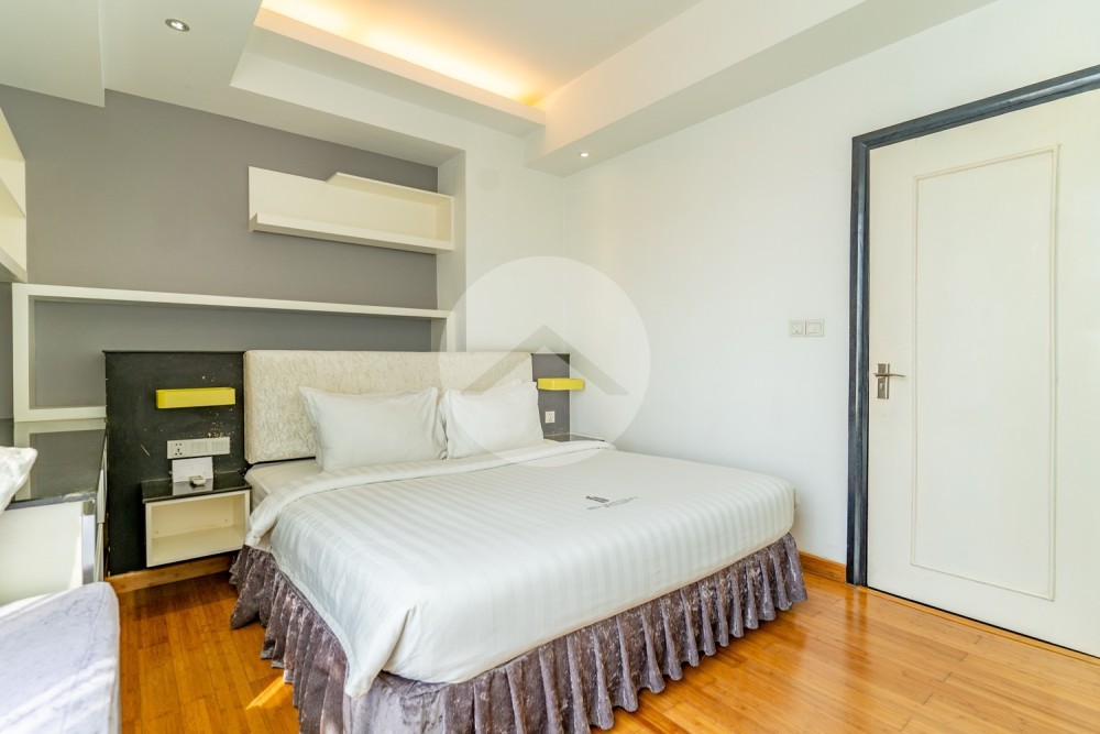 9th Floor 2 Bedrooms Condo For Sale - Silvertown, BKK1, Phnom Penh - Image 12