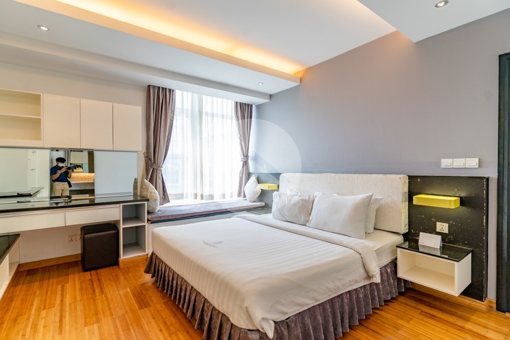 9th Floor 2 Bedrooms Condo For Sale - Silvertown, BKK1, Phnom Penh - Image 8
