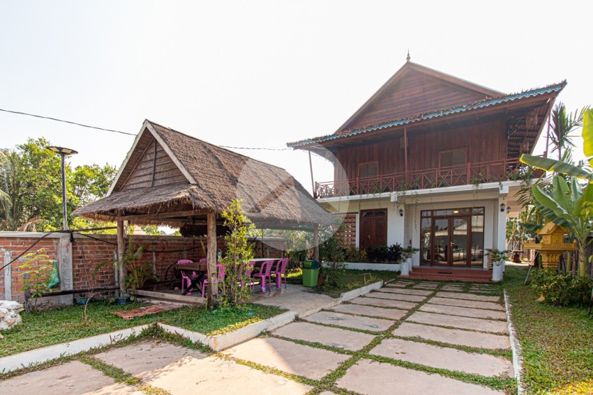 3 Bedroom Wooden House For Sale - Kandaek, Prasat Bakong, Siem Reap