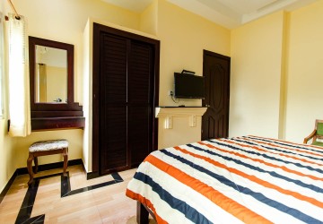 2 Bedroom Apartment For Rent - Kouk Chak, Siem Reap thumbnail