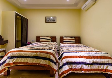 2 Bedroom Apartment For Rent - Kouk Chak, Siem Reap thumbnail