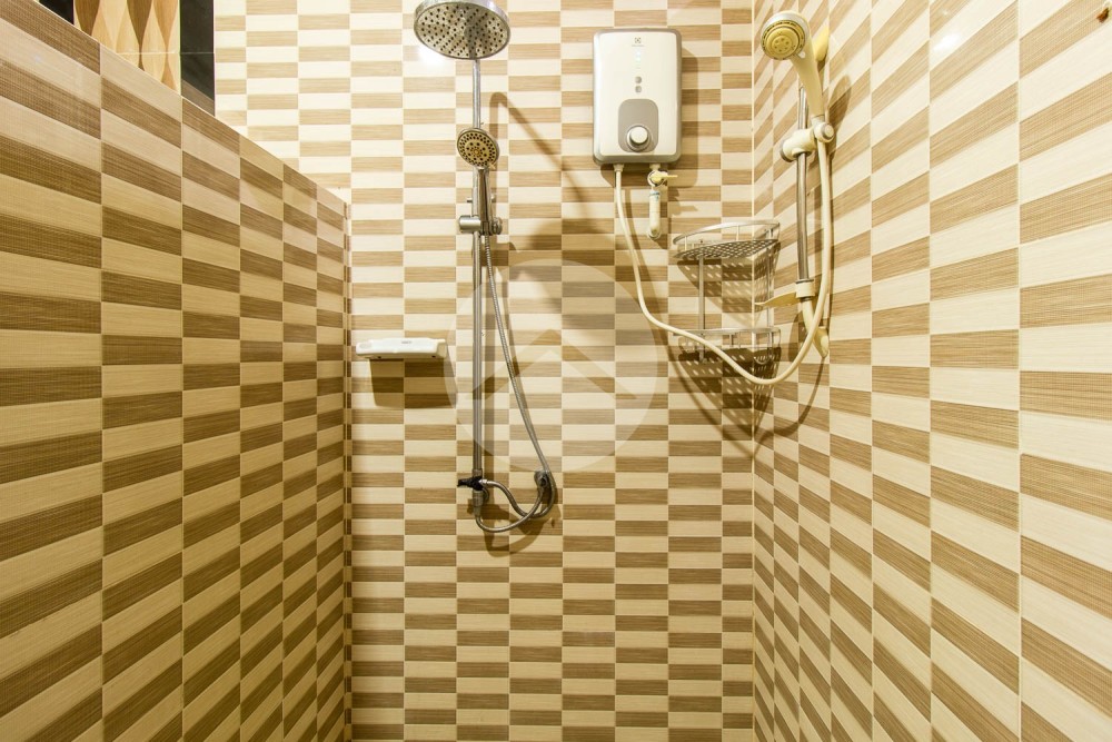 2 Bedroom Apartment For Rent - Kouk Chak, Siem Reap - Image 8