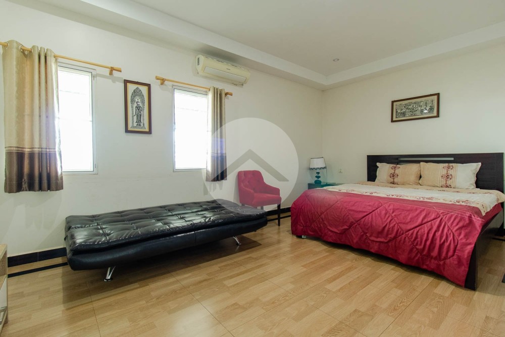 2 Bedroom Apartment For Rent - Kouk Chak, Siem Reap - Image 11