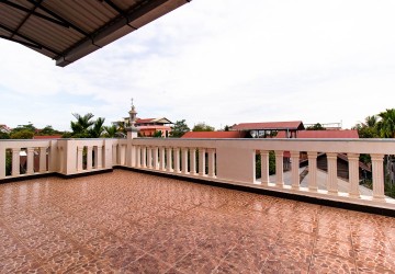 3 Bedroom Villa For Rent - Kouk Chak, Siem Reap thumbnail