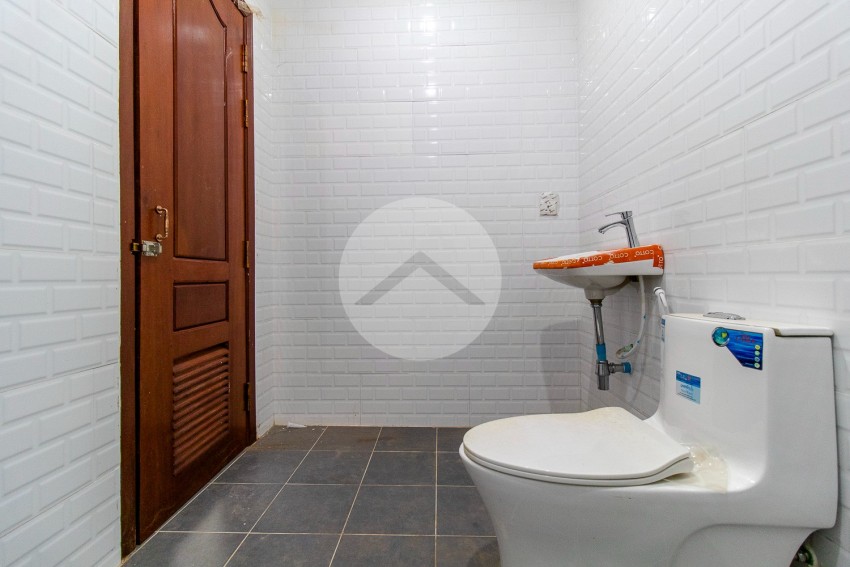 4 Bedroom Commercial Villa For Sale - Svay Dangkum, Siem Reap
