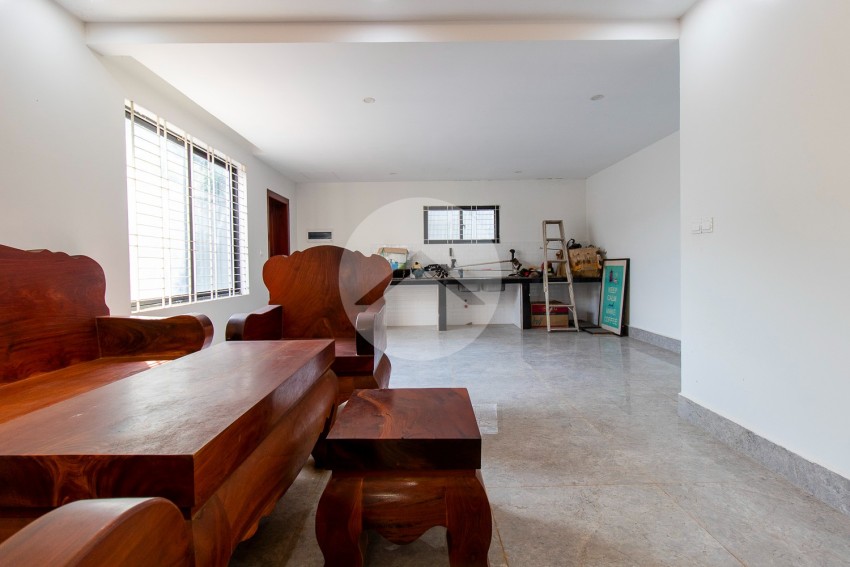 4 Bedroom Commercial Villa For Sale - Svay Dangkum, Siem Reap