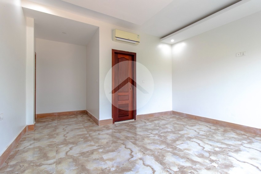 4 Bedroom Commercial Villa For Sale - Svay Dangkum, Siem Reap