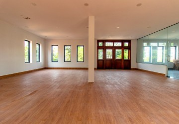 4 Bedroom Commercial Villa For Sale - Svay Dangkum, Siem Reap thumbnail