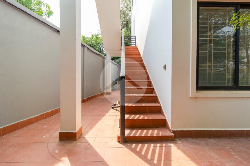 4 Bedroom Commercial Villa For Sale - Svay Dangkum, Siem Reap
