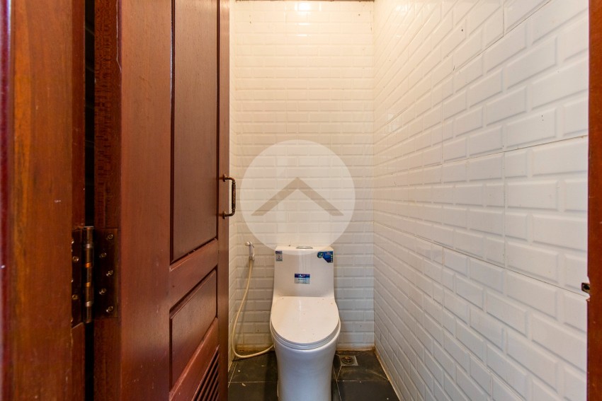 4 Bedroom Commercial Villa For Sale - Svay Dangkum, Siem Reap