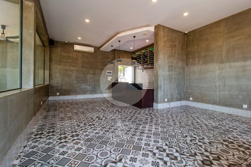 4 Bedroom Commercial Villa For Sale - Svay Dangkum, Siem Reap