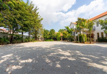 4 Bedroom Commercial Villa For Sale - Svay Dangkum, Siem Reap thumbnail